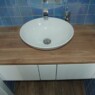 Waschtischschrank in Weißlack, grifflose Birke-Schubkästen Bad4c